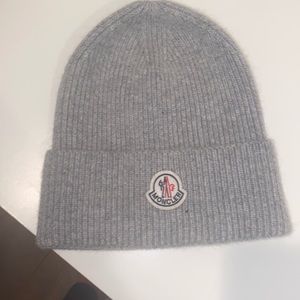 authentic moncler beanie